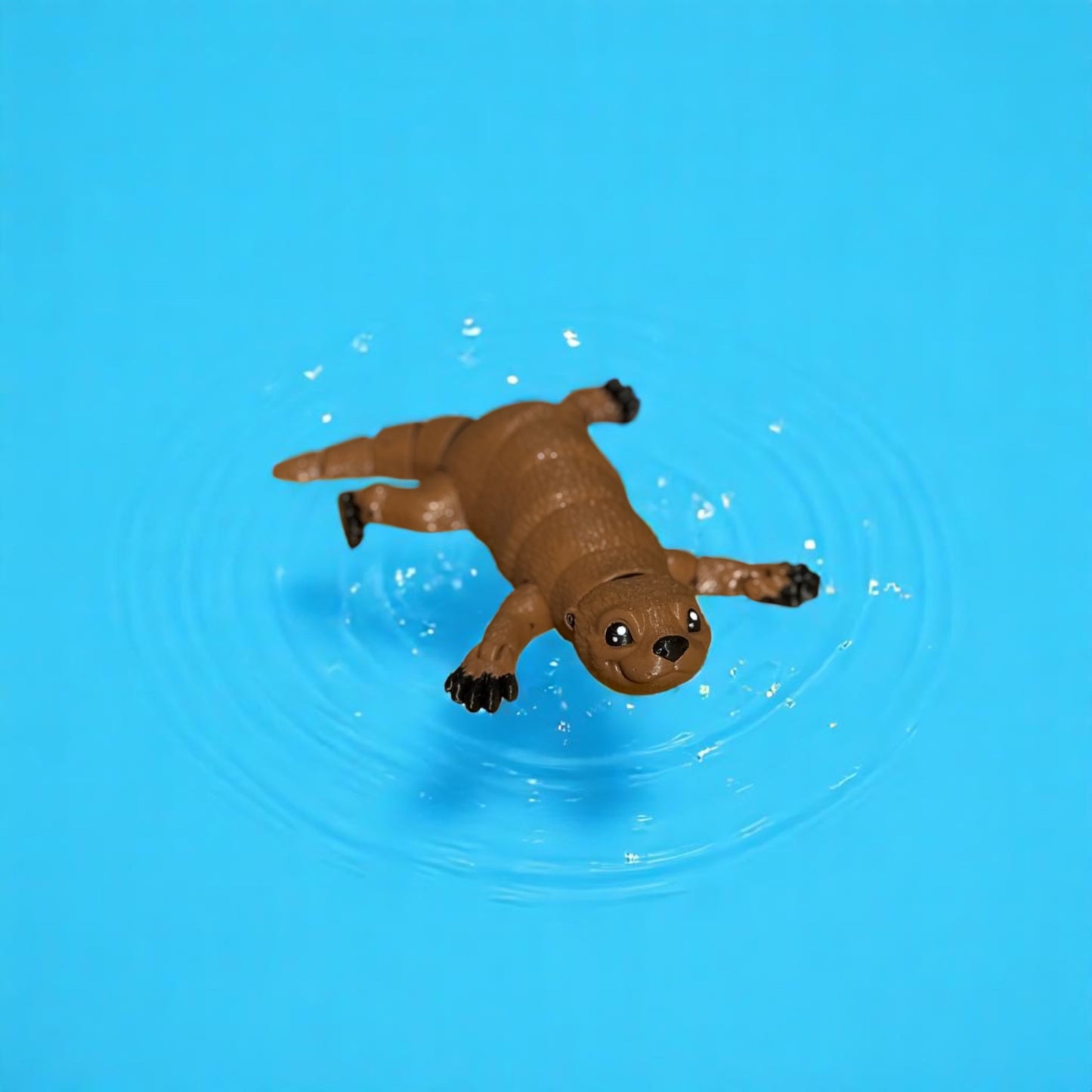 🦦 3D Printed Otter Figurine – 9” Floating Otter – Eco-Friendly PLA – Cute Decor & Gift Idea